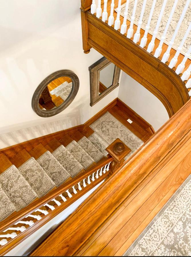 Vida Boutique Inn Устър Екстериор снимка