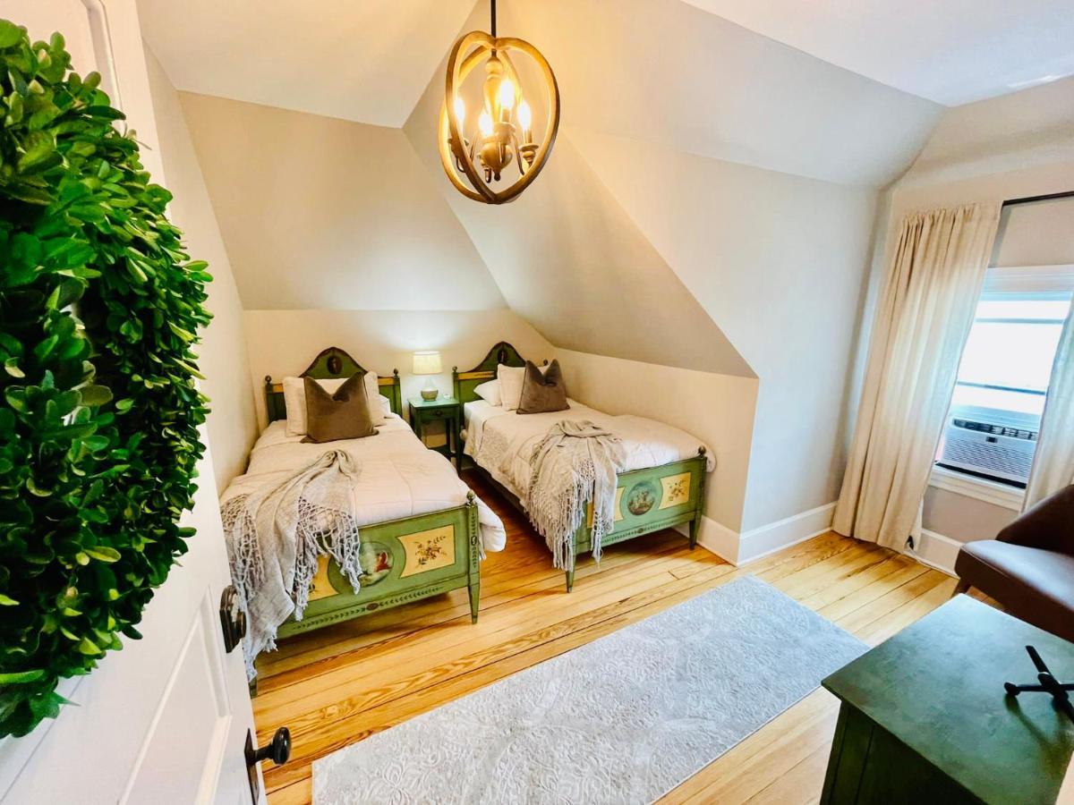 Vida Boutique Inn Устър Екстериор снимка