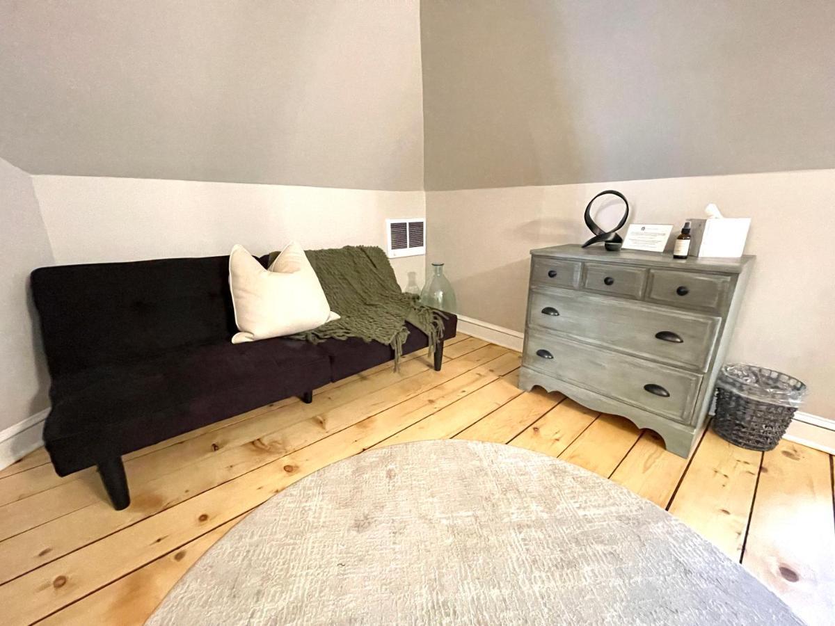 Vida Boutique Inn Устър Екстериор снимка